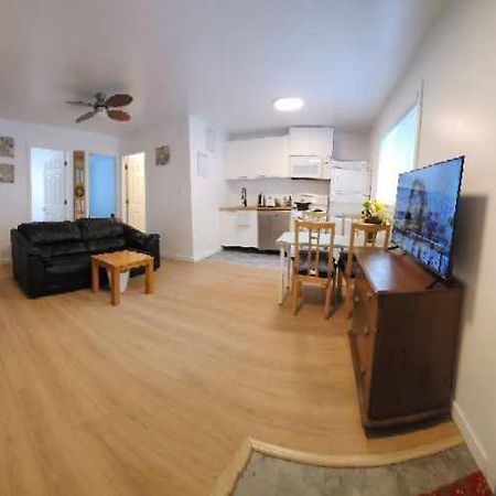 Beautiful Maple Ridge Farm Cabin Unit A Exterior foto